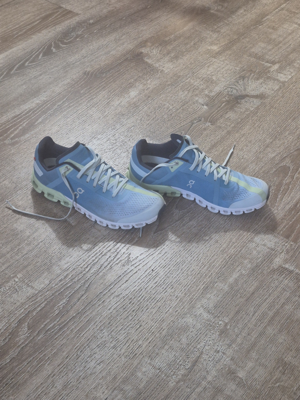 On Running Men's Blue Gradient Running Shoes